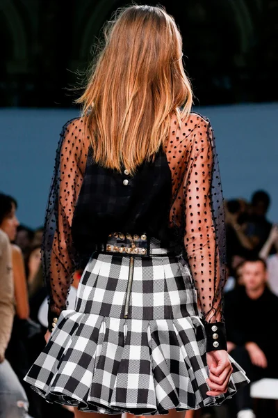 Look 40